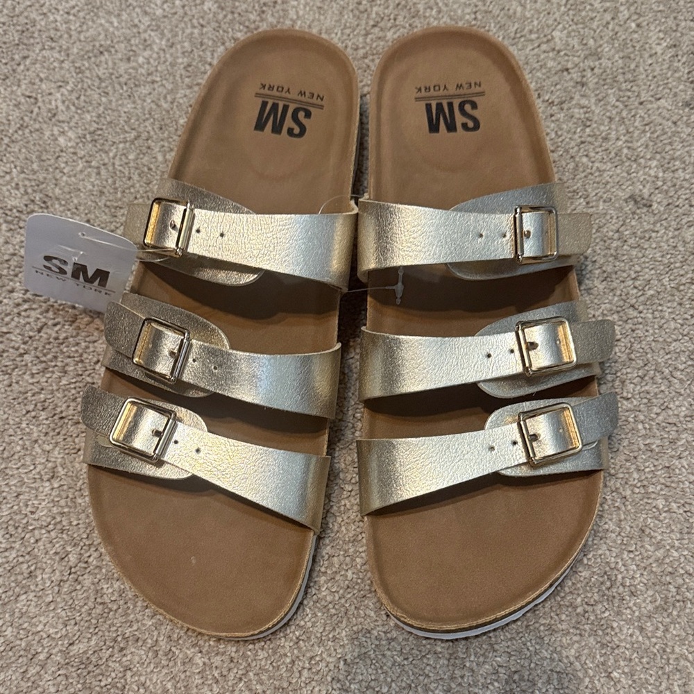 SM New York Birdie White Three Strap Sandals Size 9